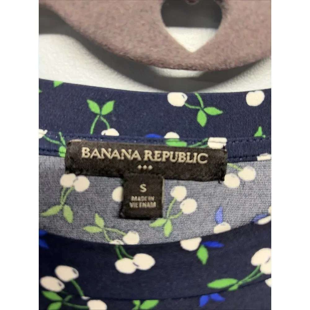 Banana Republic Navy Blue w/White Cherry Print - Short Puff Sleeves - Size Small